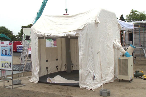 エアーQ（写真はデモ機で、実機の本体色はグレーとなる）