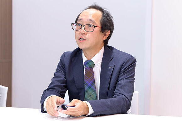 アクティオ 産業機械事業部 管理部 橋本学部長。社内調整や協力会社への発注業務などを担当